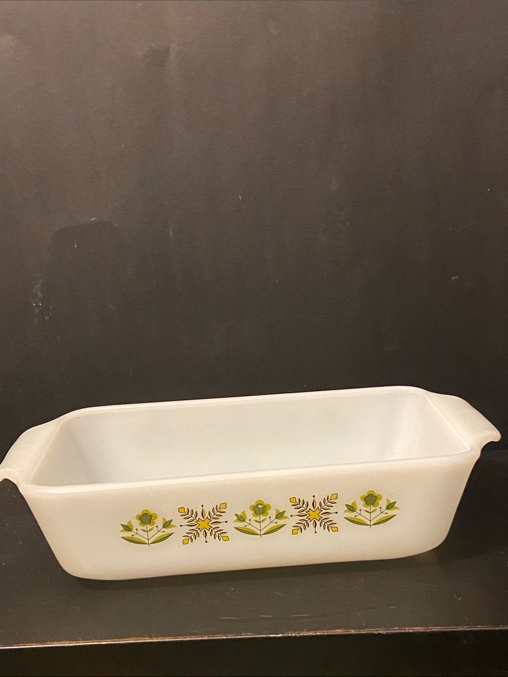 Anchor Hocking #441 Milk Glass Fire-King Meadow Green 1-quart Loaf Pan